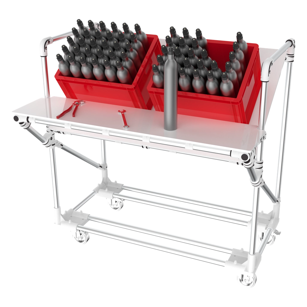 Mobile packaging station with picking