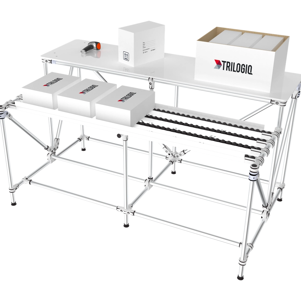 Conveyor with storage